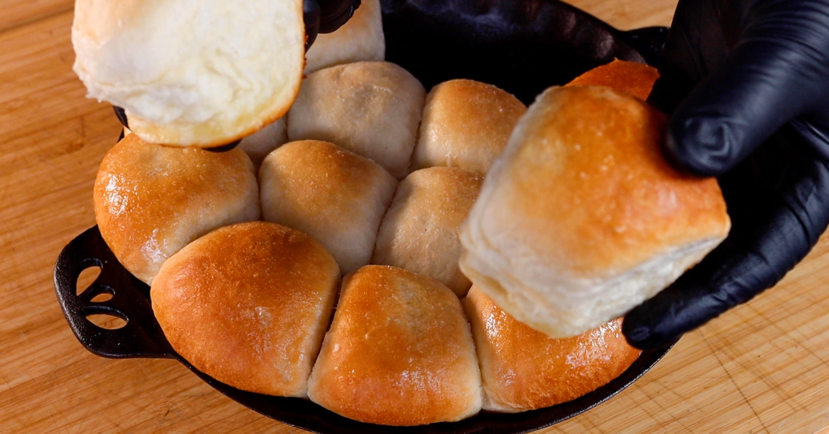 Golden Garlic Butter Rolls